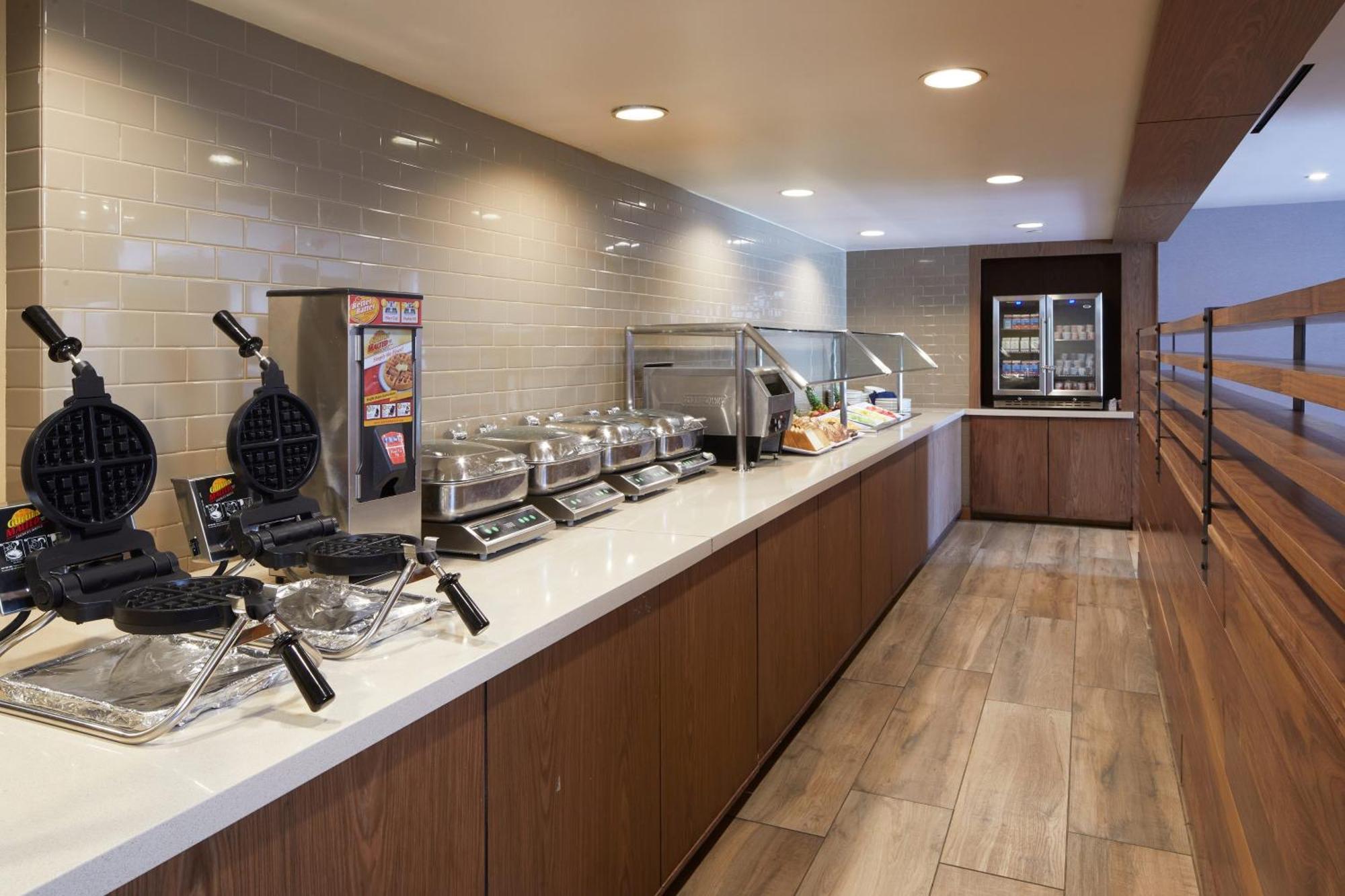 Four Points By Sheraton Los Angeles Westside Bagian luar foto